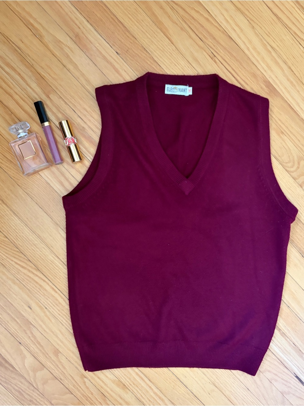 Sleeveless V-Neck Sweater Vest in Wine